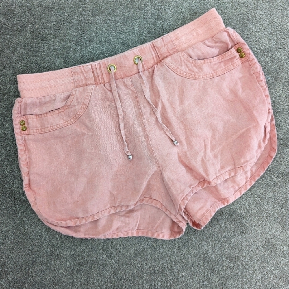 GUESS linen shorts size Medium